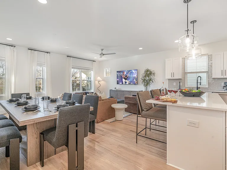 1701 Lischey Ave — Photo 14