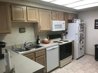 6814 Chateau Chase Dr, Columbus, OH 43235