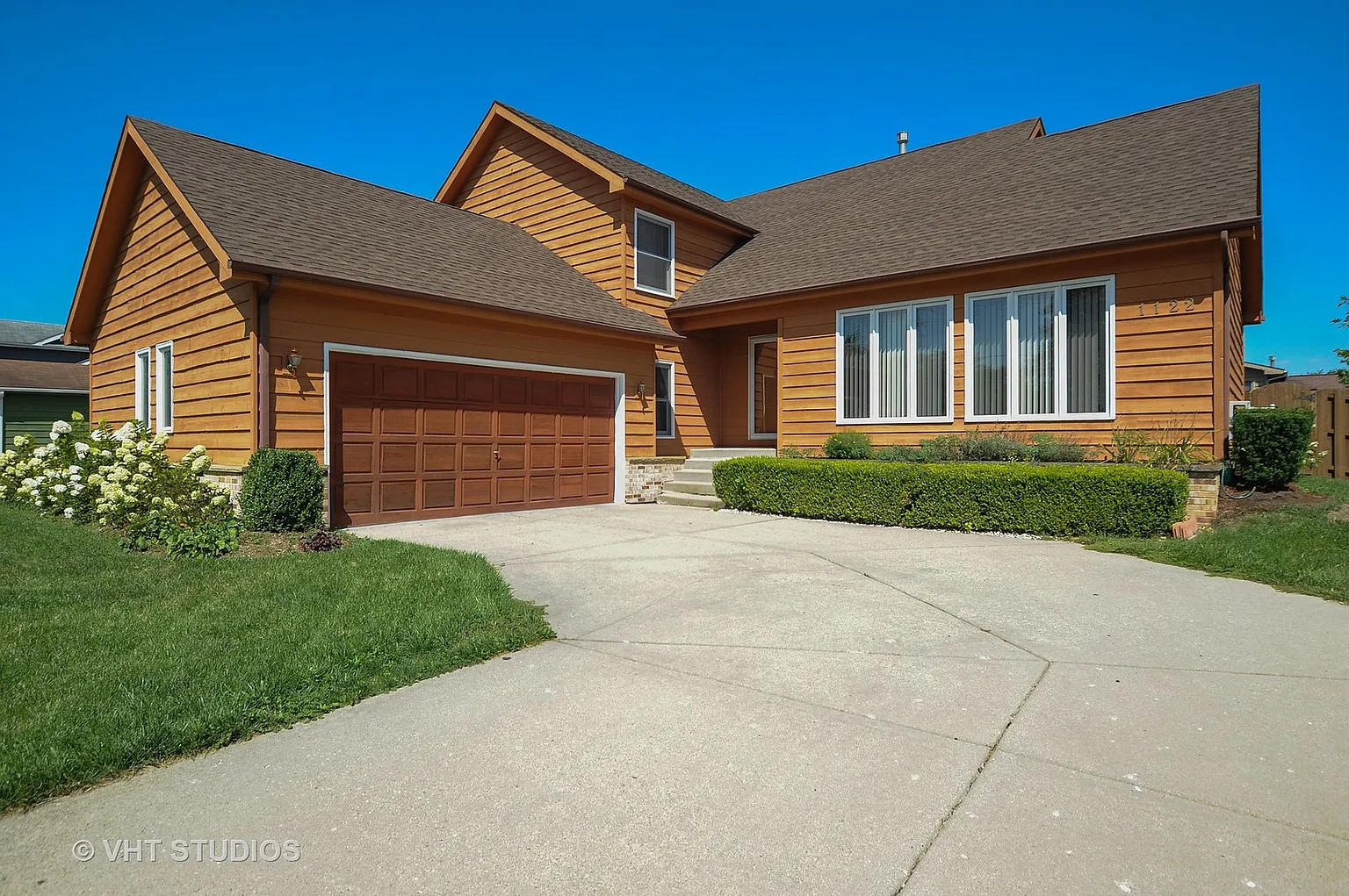 1122 Beach Rd photo 1