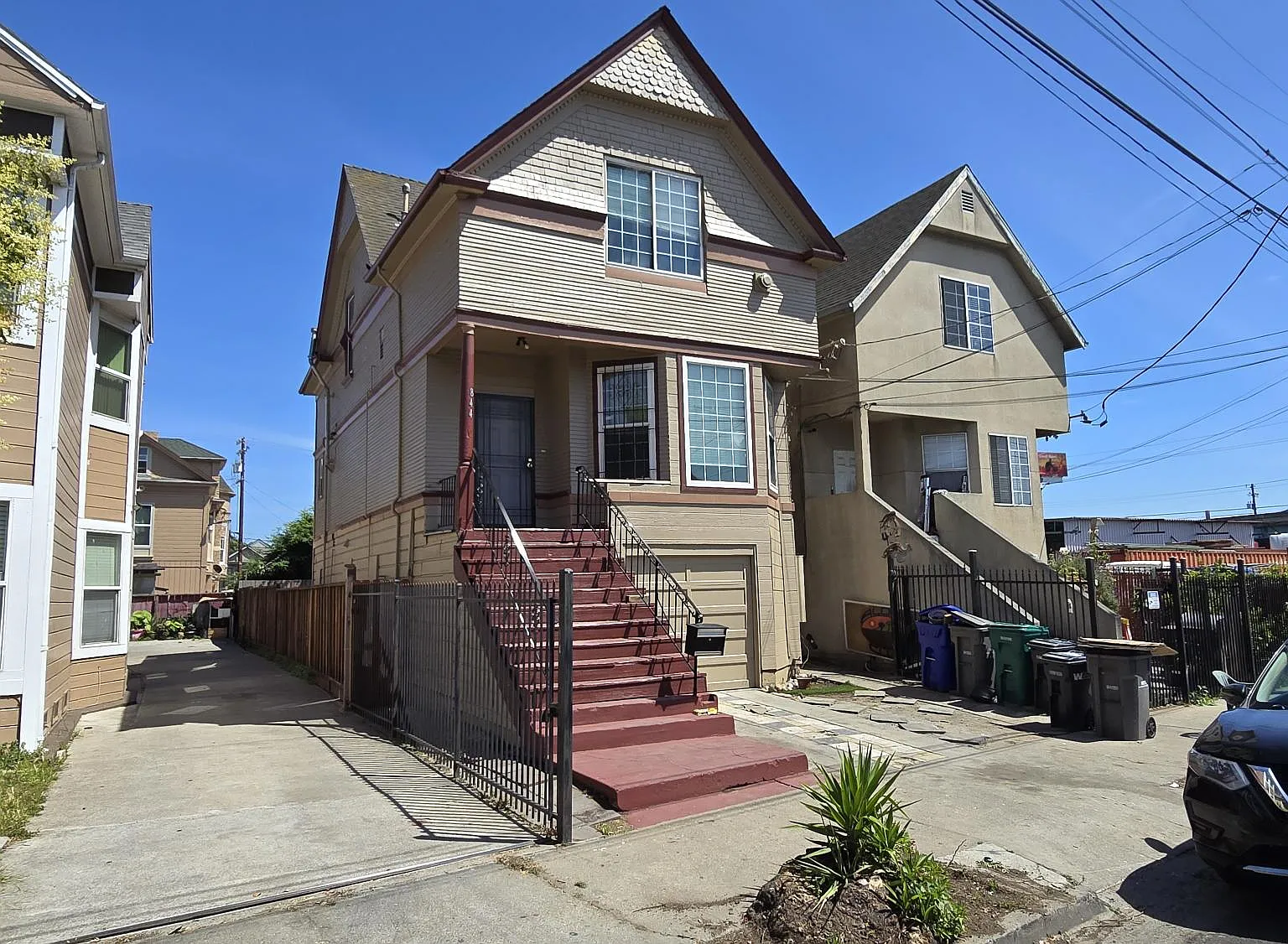 2 bed, 1.0 bath, 875 sqft, $2,195 — Photo 2