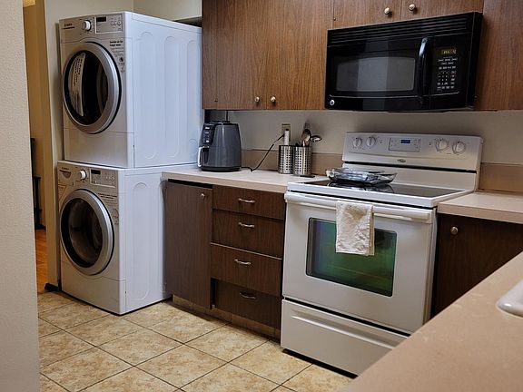 4th image of 1425 Rainier Dr APT 11