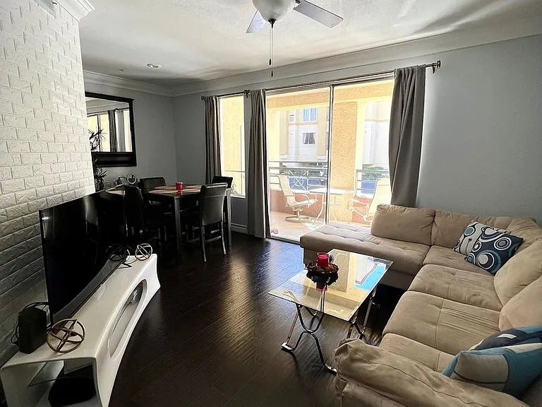 260 E Flamingo Rd #109 — Photo 1