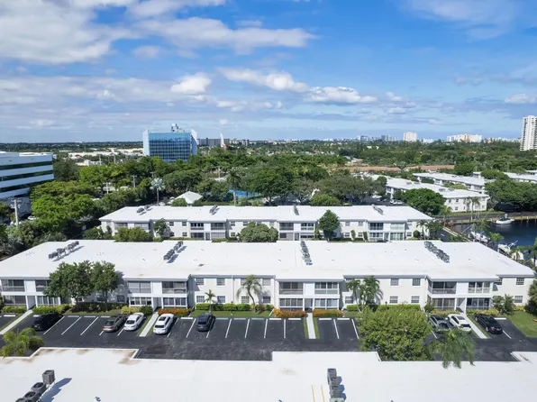 6299 Bay Club Dr APT 4, Fort Lauderdale, FL 33308