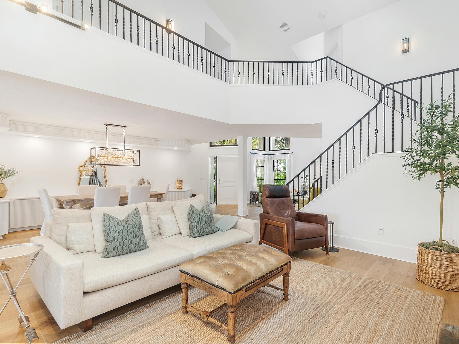 2379 Windsor Way Court