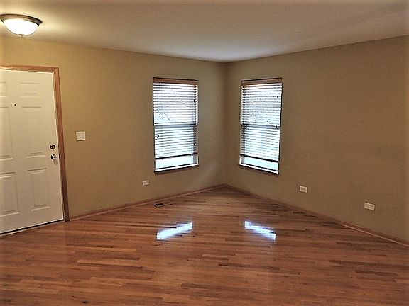 2nd image of 1739 Heatherstone Ave