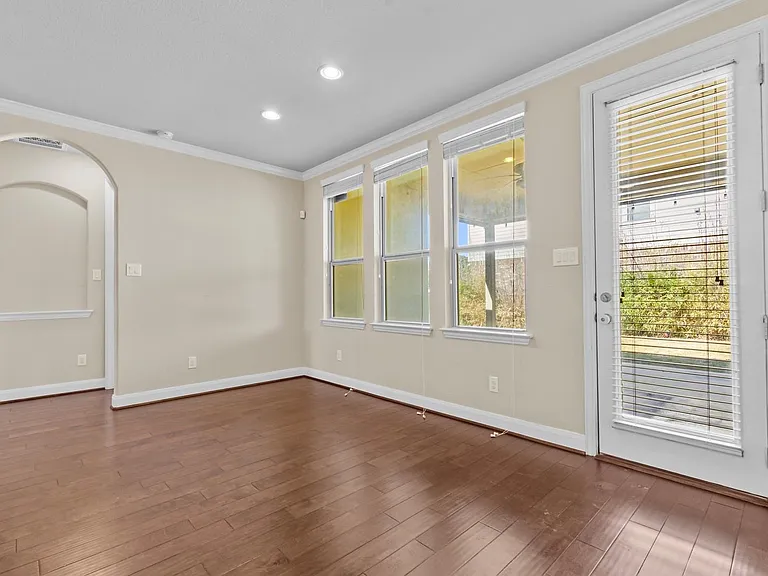 3704 Ashbury Rd — Photo 18