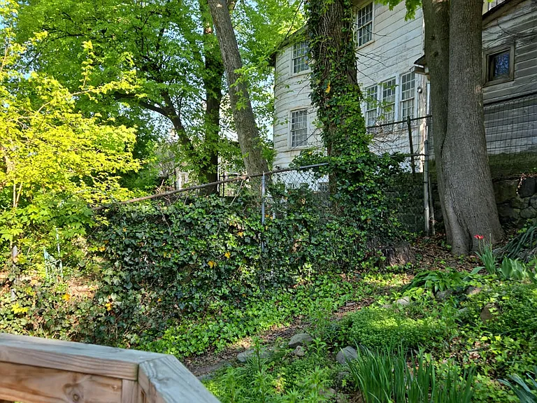 98 Hamilton Ave #1 — Photo 46