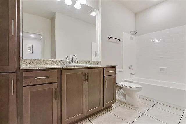 4404 Barnett St #C — Photo 14