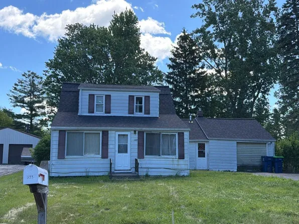 355 Lutzke Rd, Saginaw, MI 48609