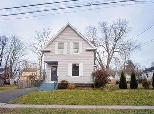 11 Evergreen Ave, Middletown, CT 06457