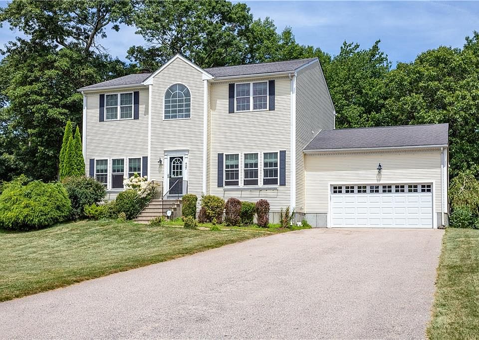 1st image of 427 Westmoreland Ln