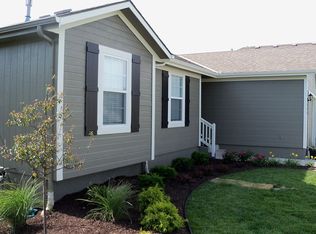 808 Canter St, Raymore, MO 64083