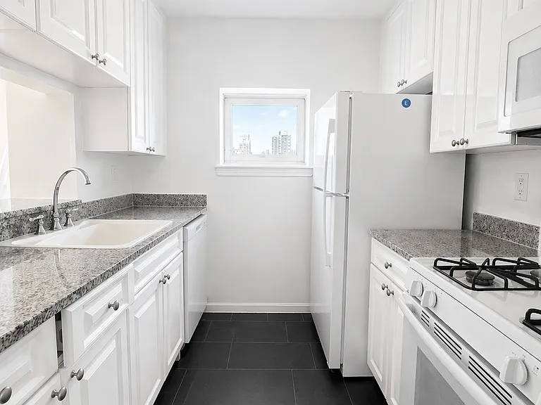 350 W 43rd St #45D — Photo 13