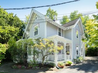 28 Franklin Pl, Summit, NJ 07901