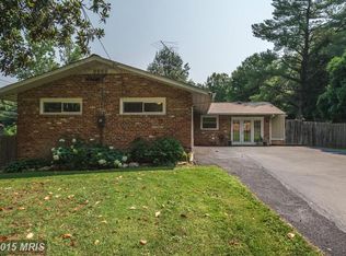 3402 Brookwood Dr, Fairfax, VA 22030