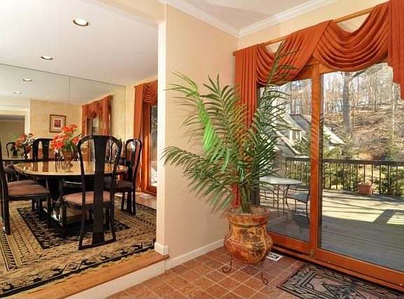 3rd image of 230 Locust Ln #230