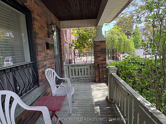 3rd image of 8 Burnfield Ave