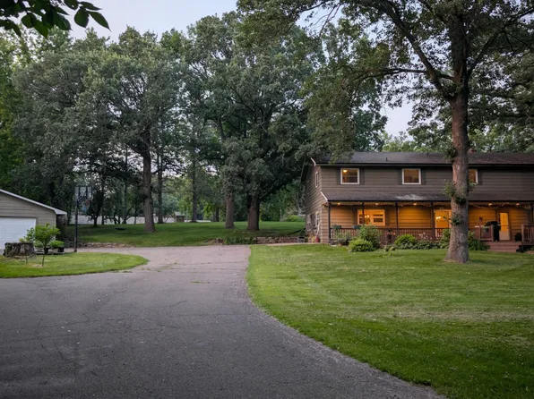 721 S Woodland Dr, Fergus Falls, MN 56537