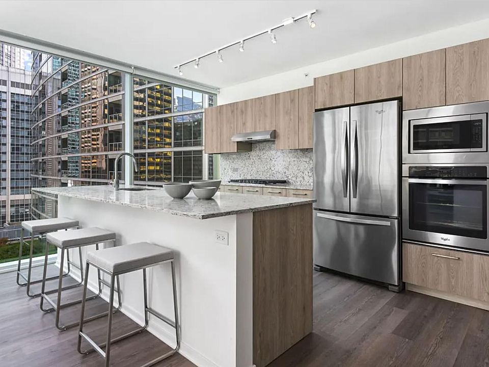 1st image of 154 E Ontario St #4802