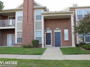 2107 Leighton Dr, Shelby Township, MI 48317