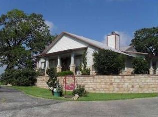 7612 Fm 153, Winchester, TX 78945