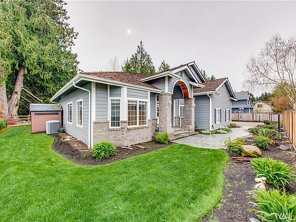 2nd image of 5213 76th Avenue Ct W