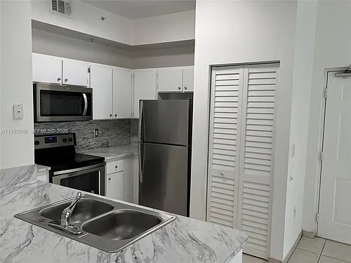7290 NW 114th Ave #104-7 Photo 1