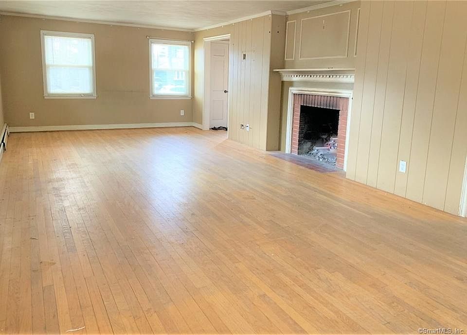 2nd image of 29 Lynwood Dr
