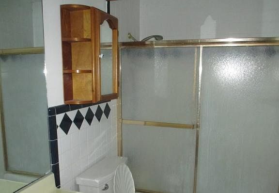 5th image of 2255 Olive Ave
