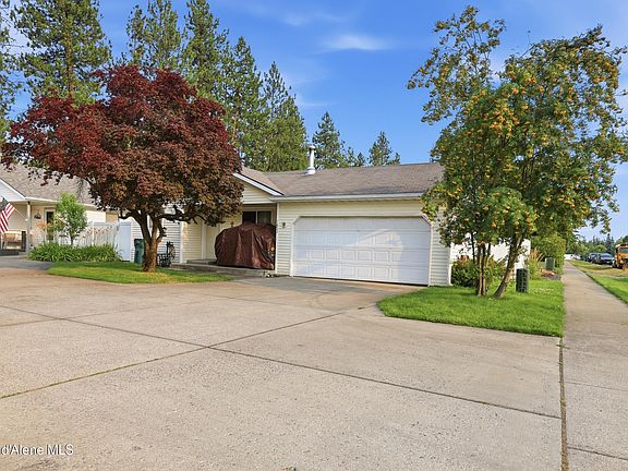 3rd image of 7652 N Heartland Dr