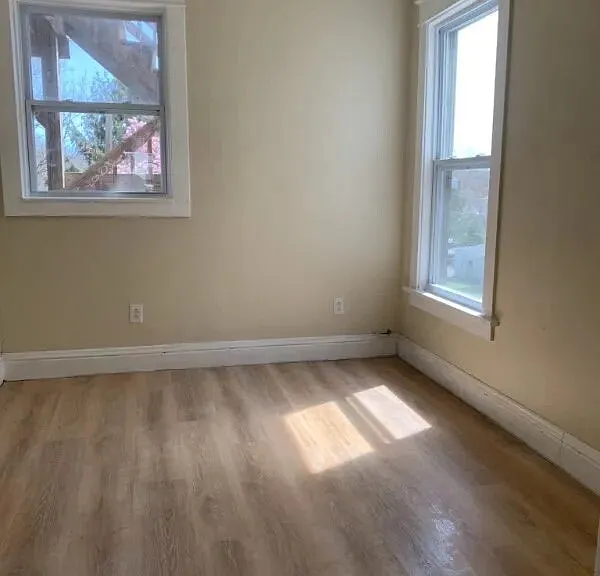 57 1/2 Saratoga Ave #2N — Photo 7