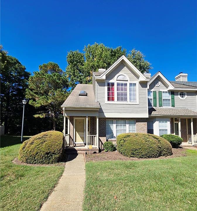1st image of 140 Corwin Cir