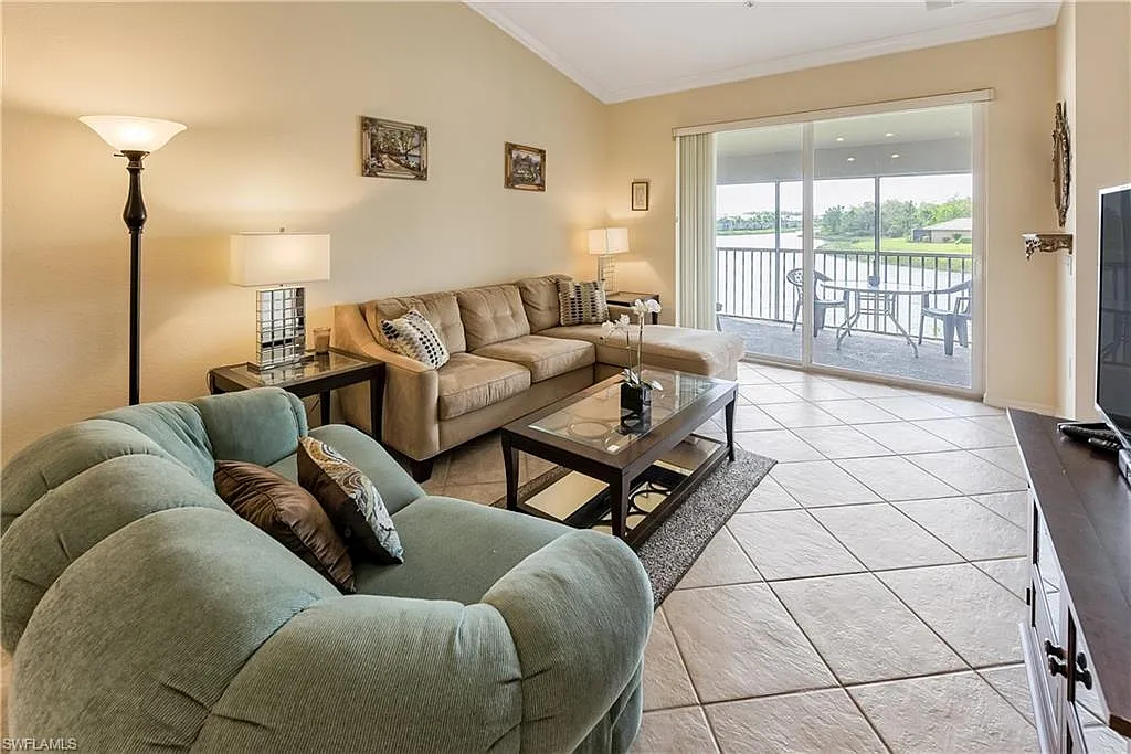 2 bed, 2.0 bath, 1196 sqft, $3,500 — Photo 1