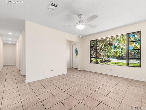 4th image of 1764 NE Silvia Ave