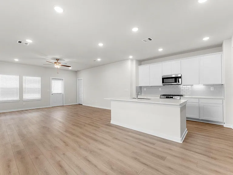 8627 Blueberry Ash St — Photo 12