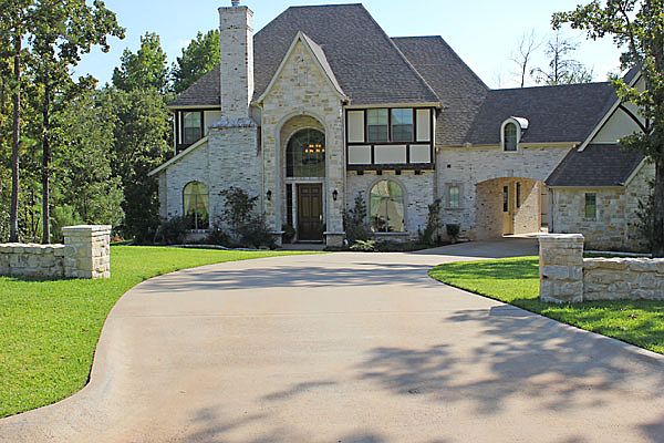 Vanderbilt Estates