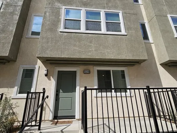 13248 Betz Blvd, Sylmar, CA 91342