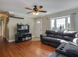 603 Montrose Dr, Romeoville, IL 60446