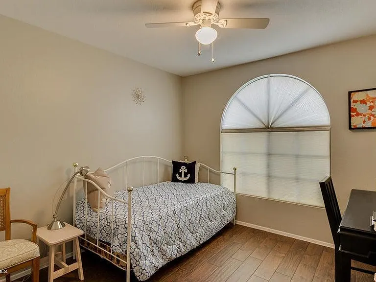 9315 W Morrow Dr — Photo 8