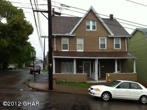 559 Carson St, Hazleton, PA 18201