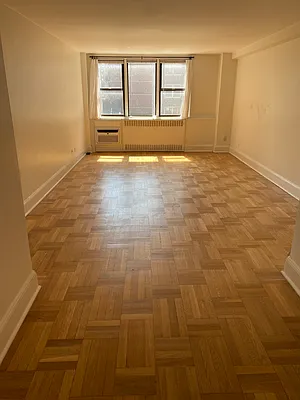 Rented by Real Estate Investors Group LLC | media 9