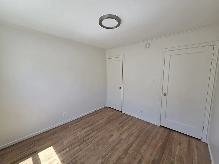 131 N San Pedro Rd — Photo 12