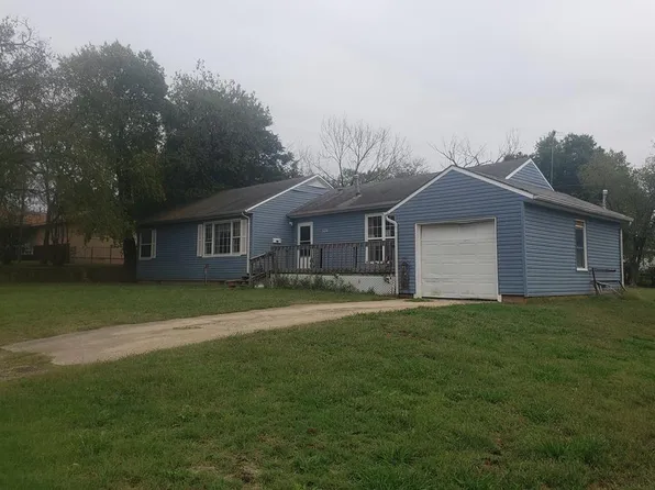 504 E Main St, Tecumseh, OK 74873