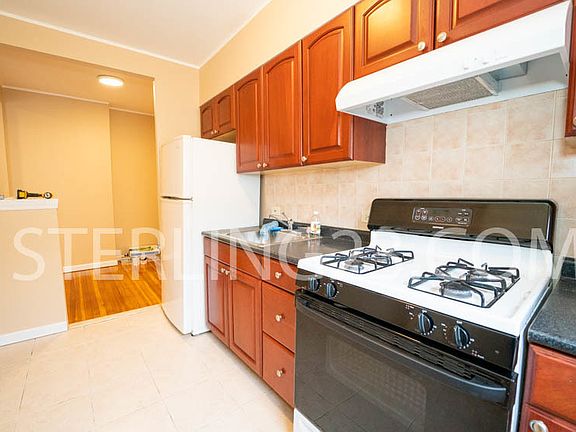 3rd image of 36-03 21st Ave #2