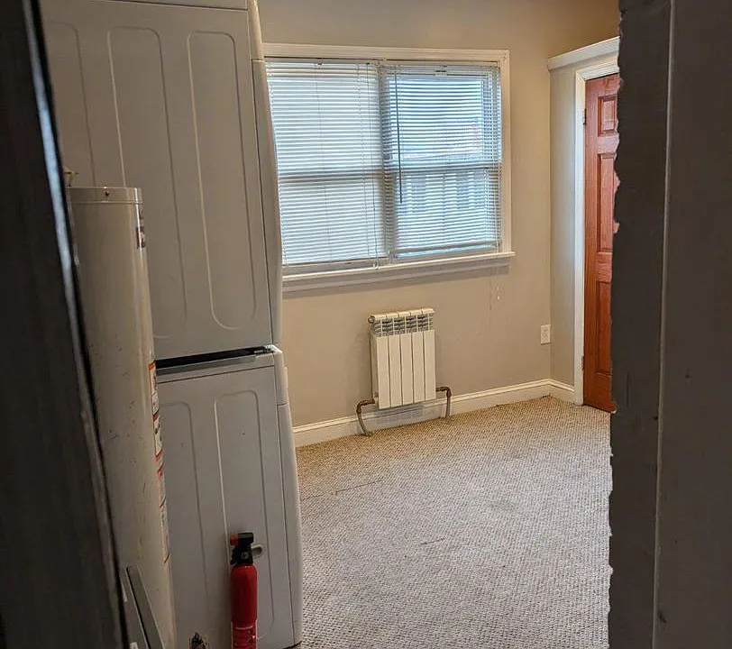 Flex room view 2 w/Washer & Dryer