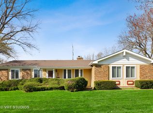103 Sharon Ln, North Aurora, IL 60542