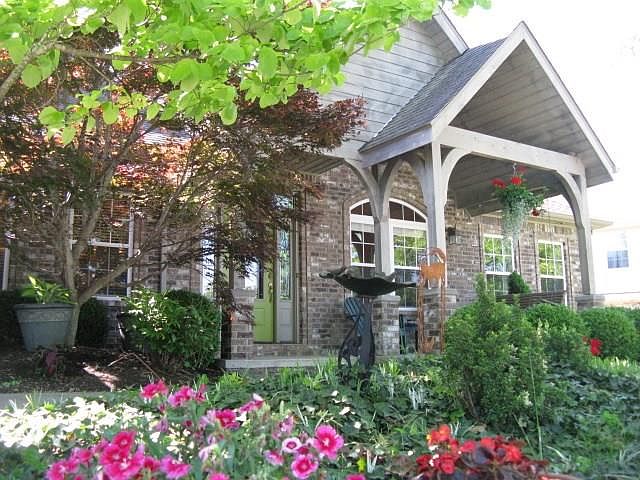 1st image of 2488 N Fennchurch Way