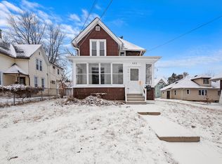 432 Hastings St, Elgin, IL 60120