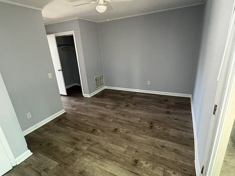 415 Cleveland Ave SW #425 — Photo 2