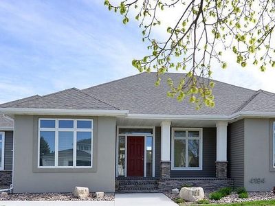 4194 58th St S, Fargo, ND, 58104
